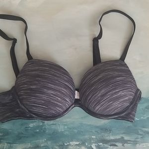 PINK Pushup - Grey - Never worn